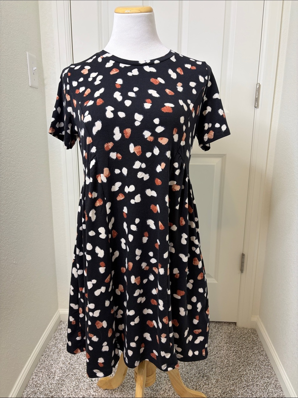 LuLaRoe - Monica, medium